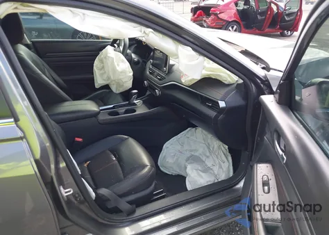 2021 Nissan Altima Sr Fwd z USA, uszkodzony, nr VIN 1N4BL4CV0MN351049